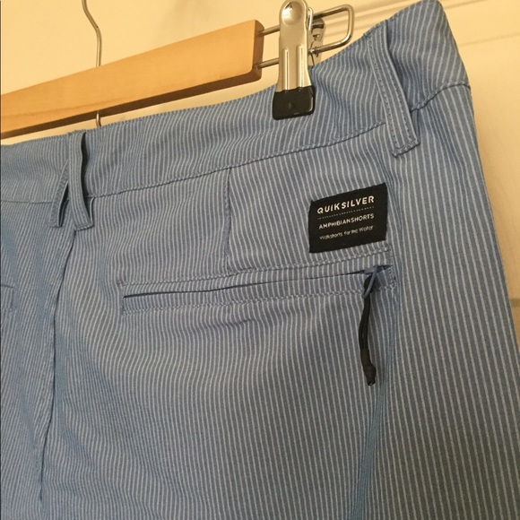 Like New Quiksilver Boardshorts - Picture 8 of 8